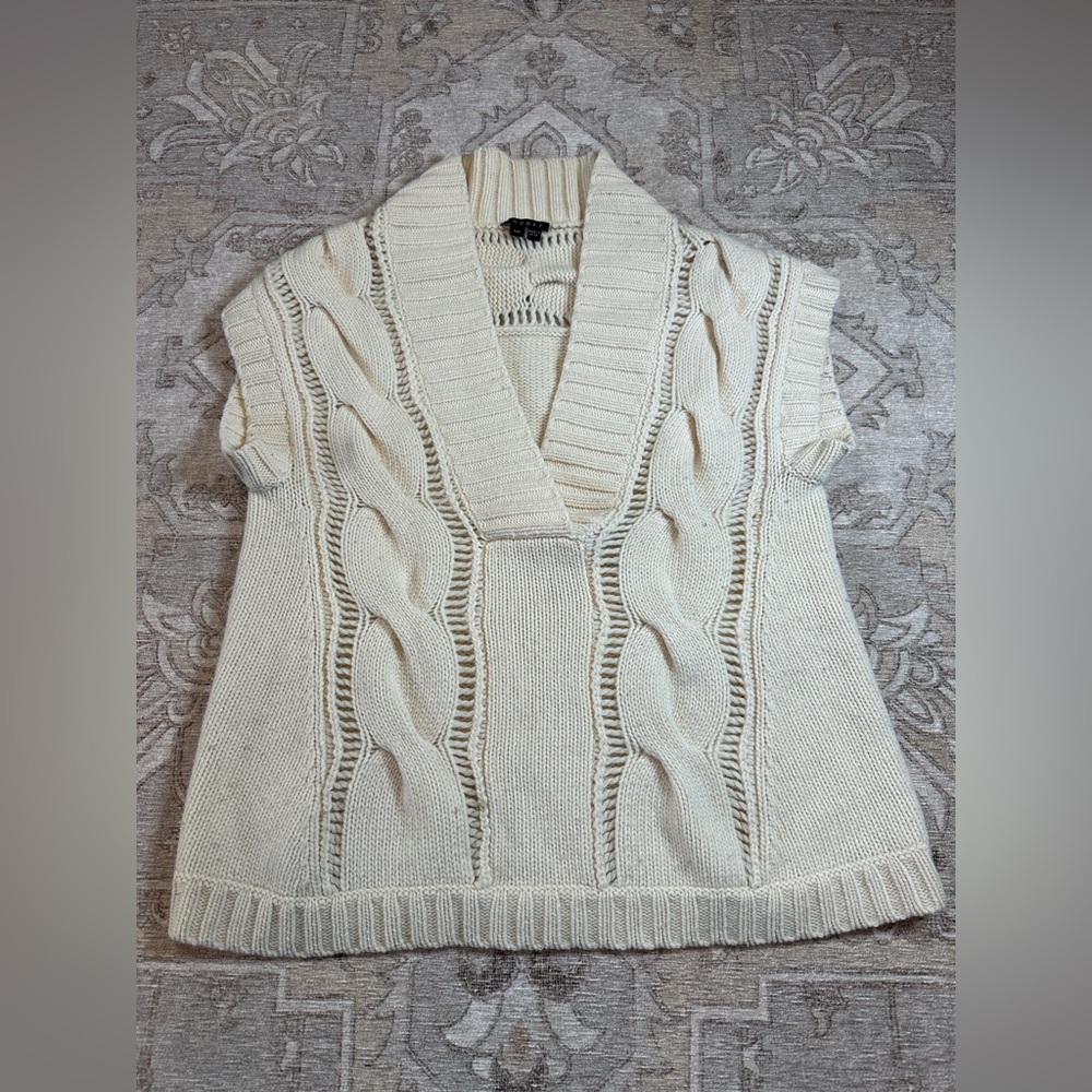 Theory Cream Cable Knit V-Neck Cap Sleeve Sweater Vest